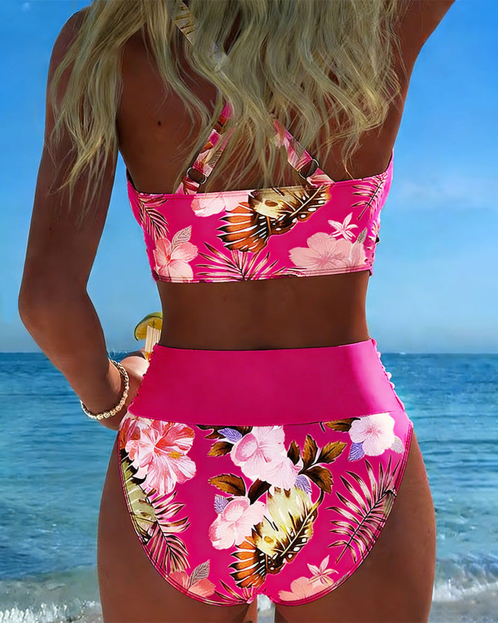 Bikini with contrasting floral print and cutout