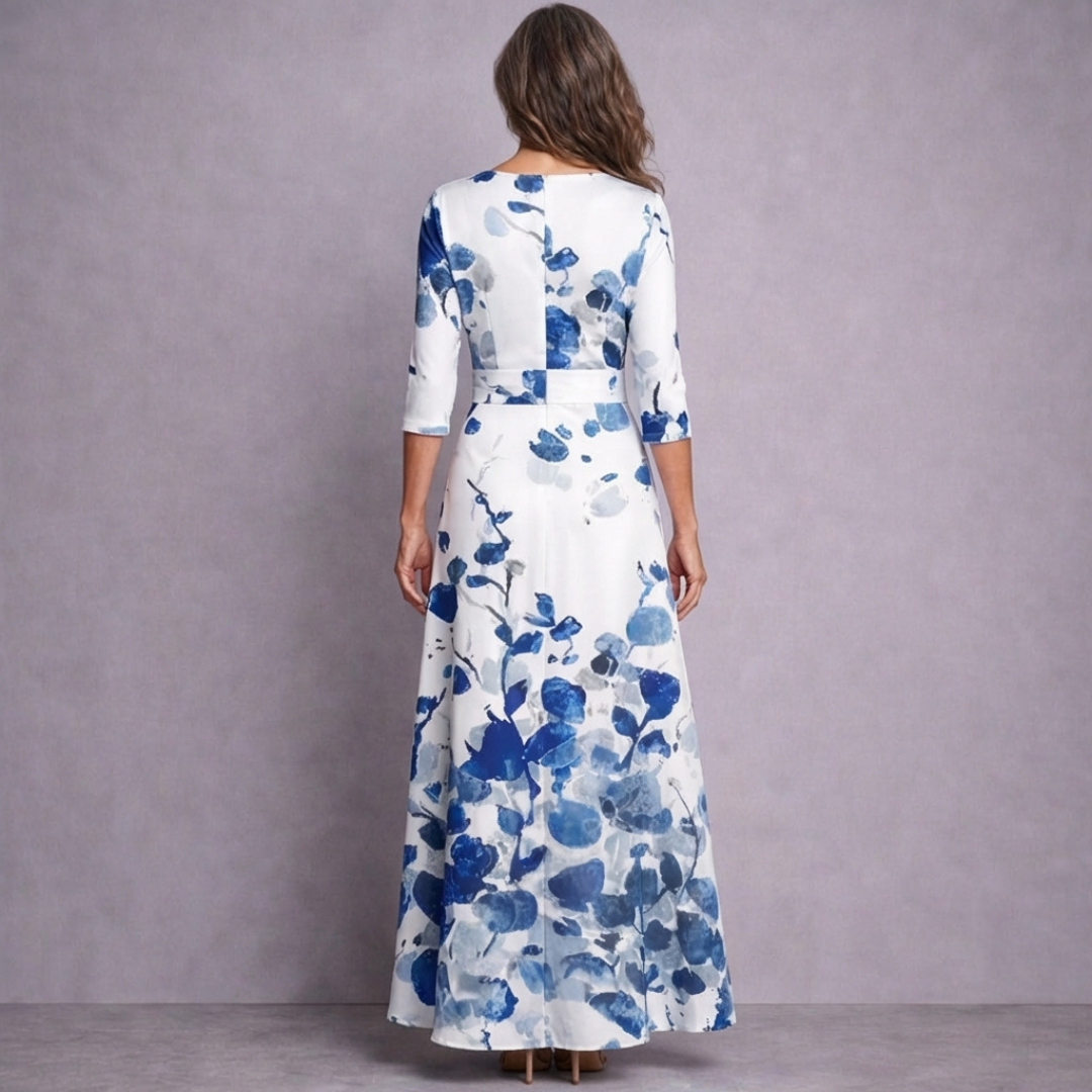 Evelyn| Flattering Flowing Maxi Dress