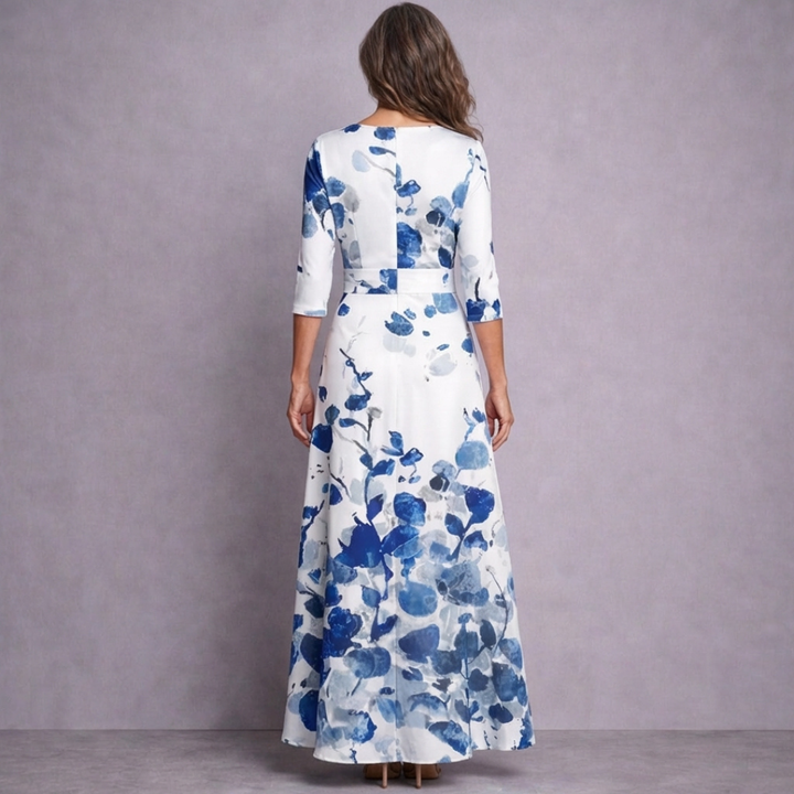 Evelyn| Flattering Flowing Maxi Dress
