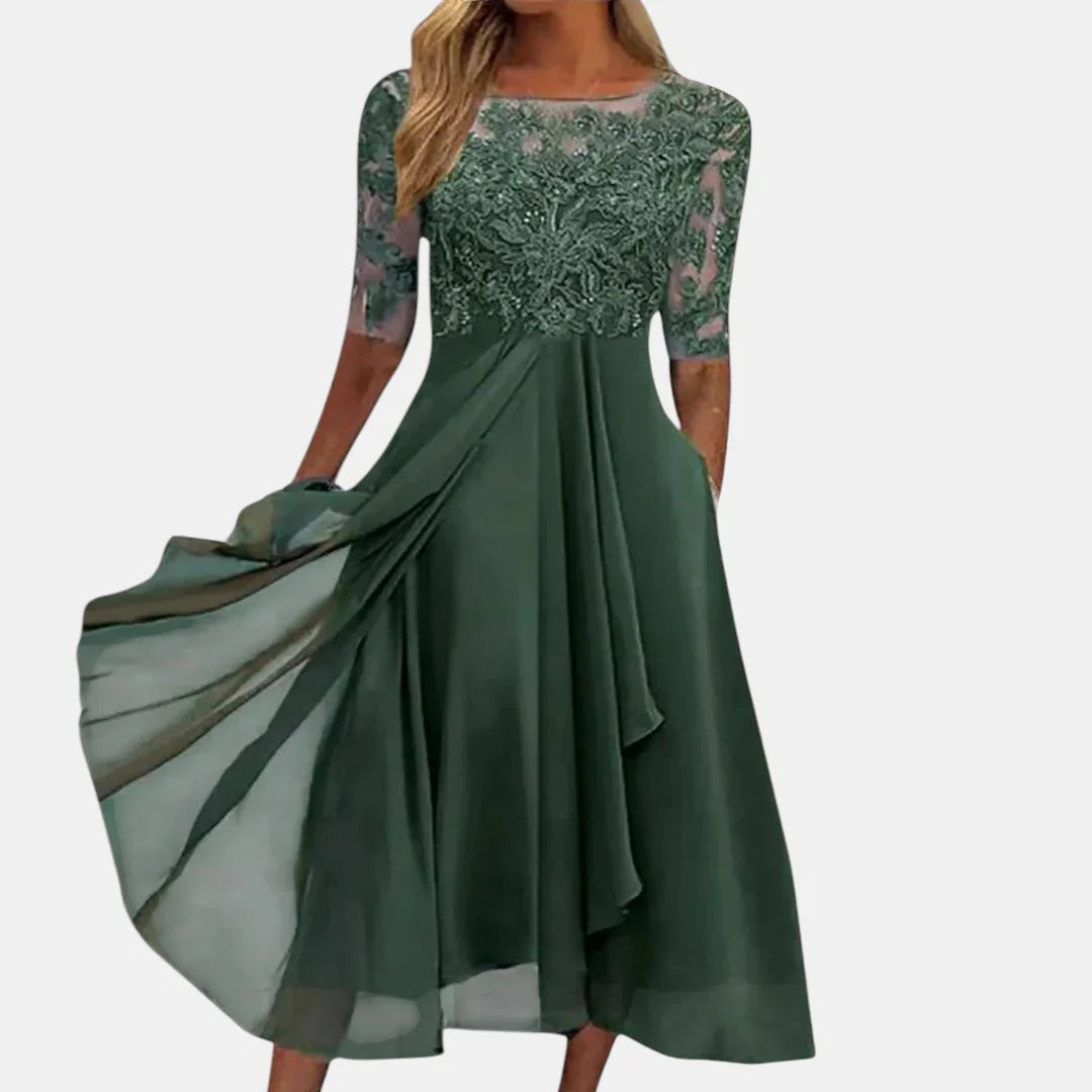 Zaria – The Flattering Lace Midi Dress