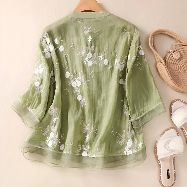 EMILY | TOP WITH EMBROIDERED FLOWERS