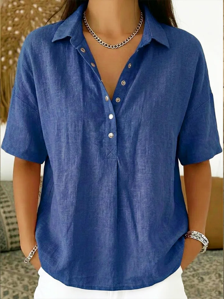Tessa – Blouse with collar and button detail