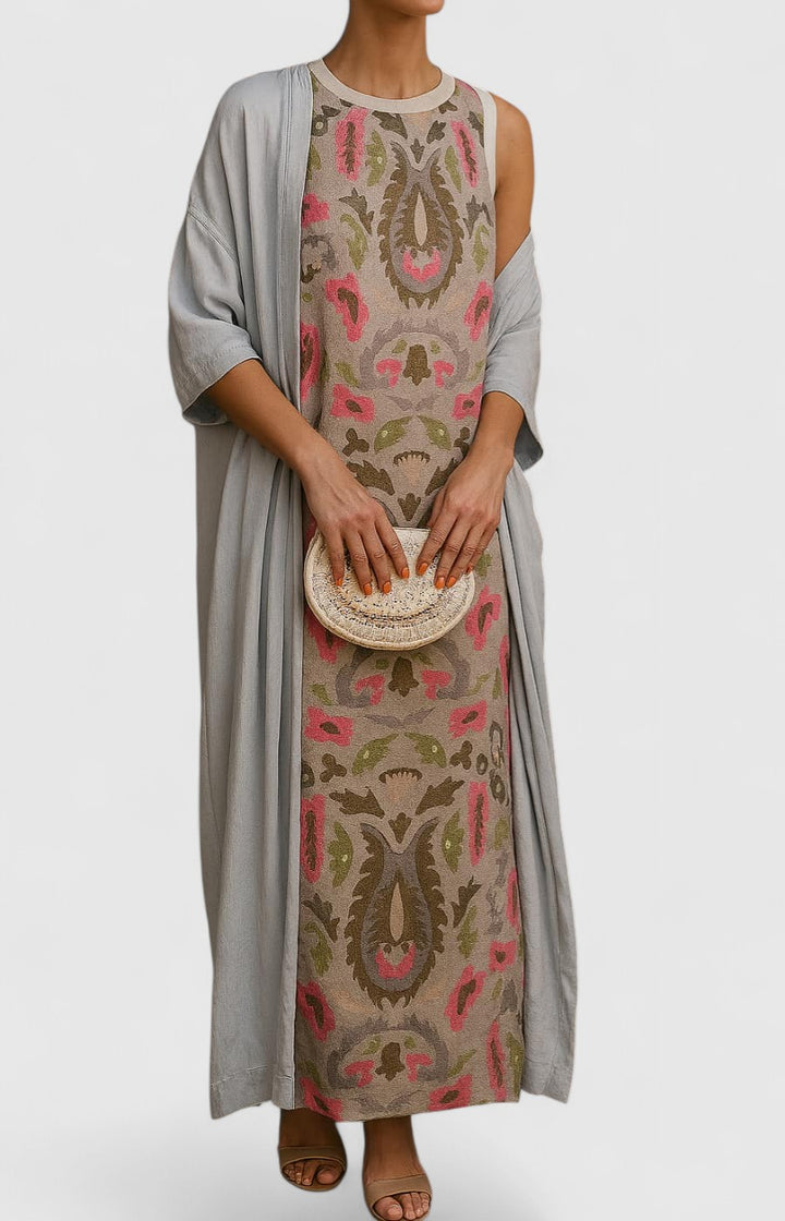 ISABELLA | The Timeless Floral Maxi Dress