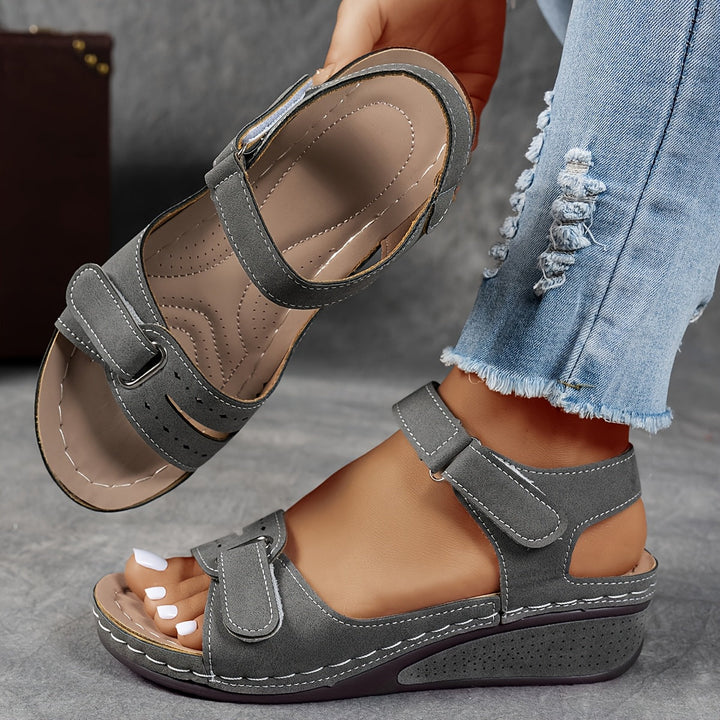 CELIMA™ | LIGHTWEIGHT ERGONOMIC SANDALS