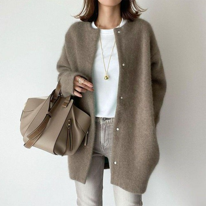 Chloé™ | Elegant Cardigan