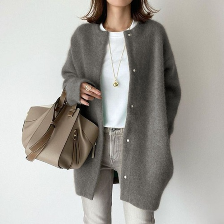 Chloé™ | Elegant Cardigan