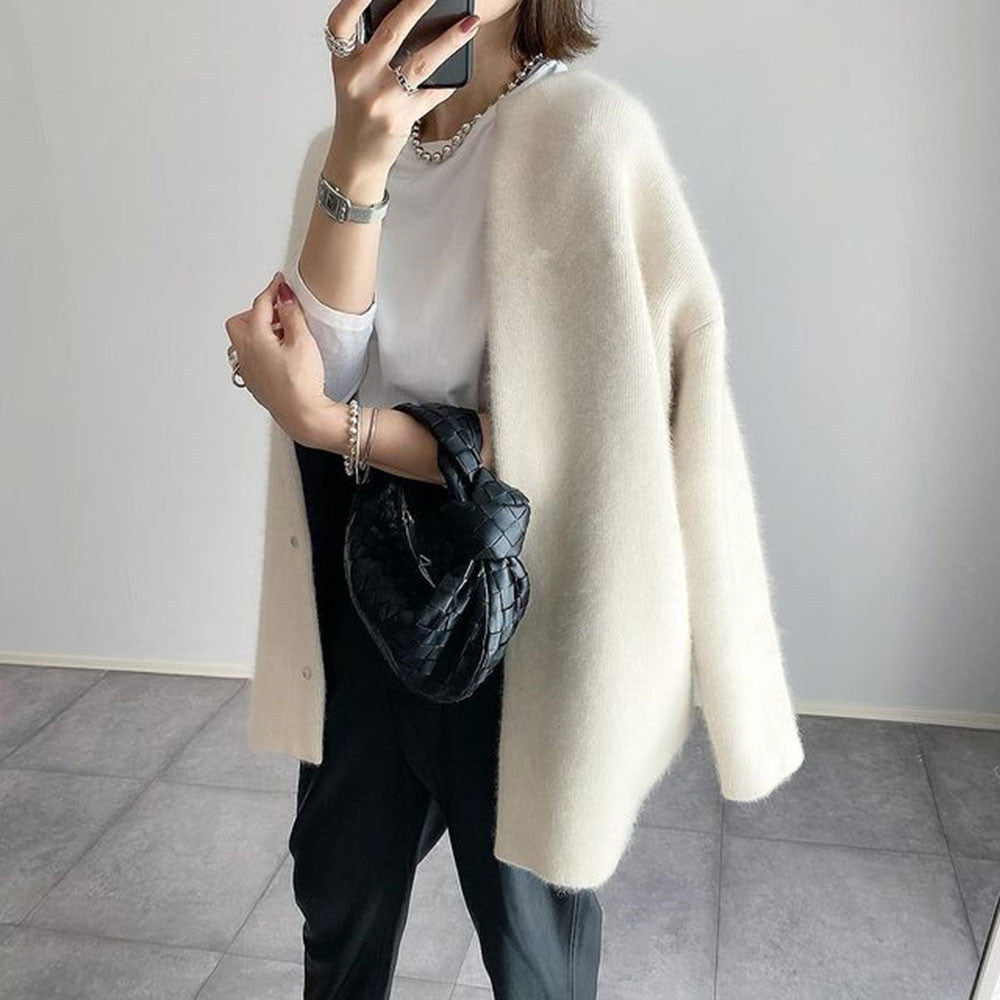 Chloé™ | Elegant Cardigan