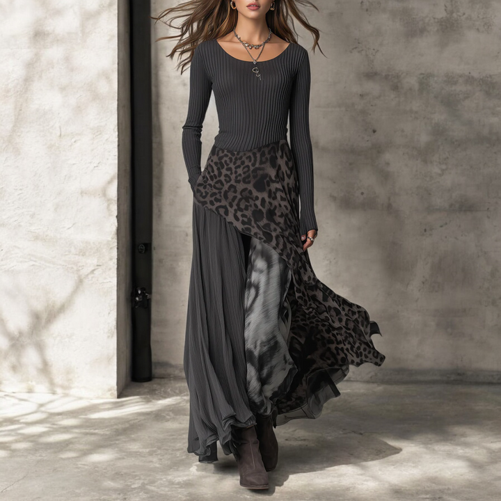 Fiona™ | Maxi Dress with Leopard Accent – Bold Elegance & Flowing Femininity