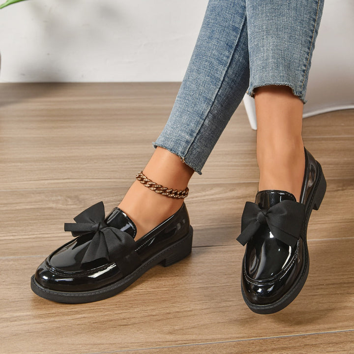 Ayora | Timeless Bow Loafers