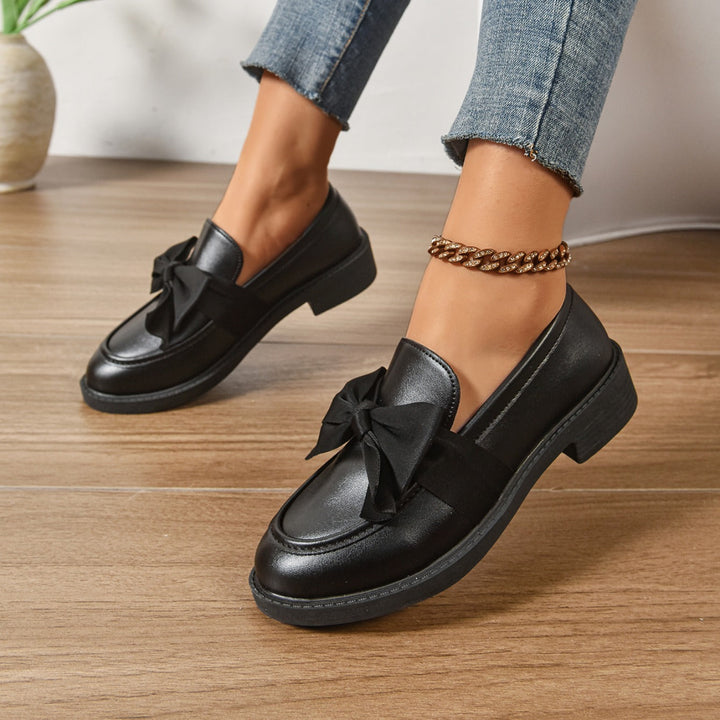 Ayora | Timeless Bow Loafers