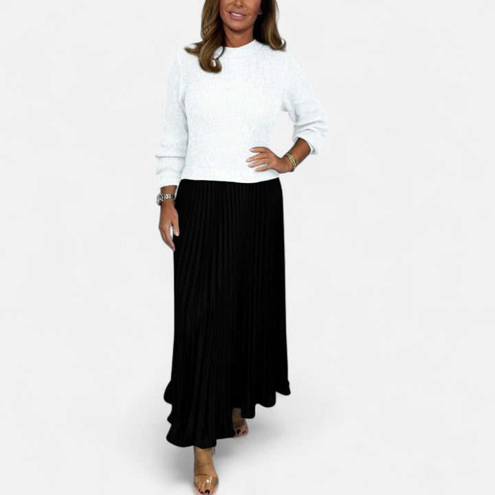 Claudia | Maxi dress with sweater and pleated skirt