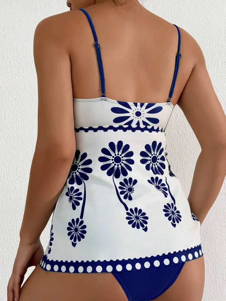 Margarita | Tankini set with daisy print that covers the belly